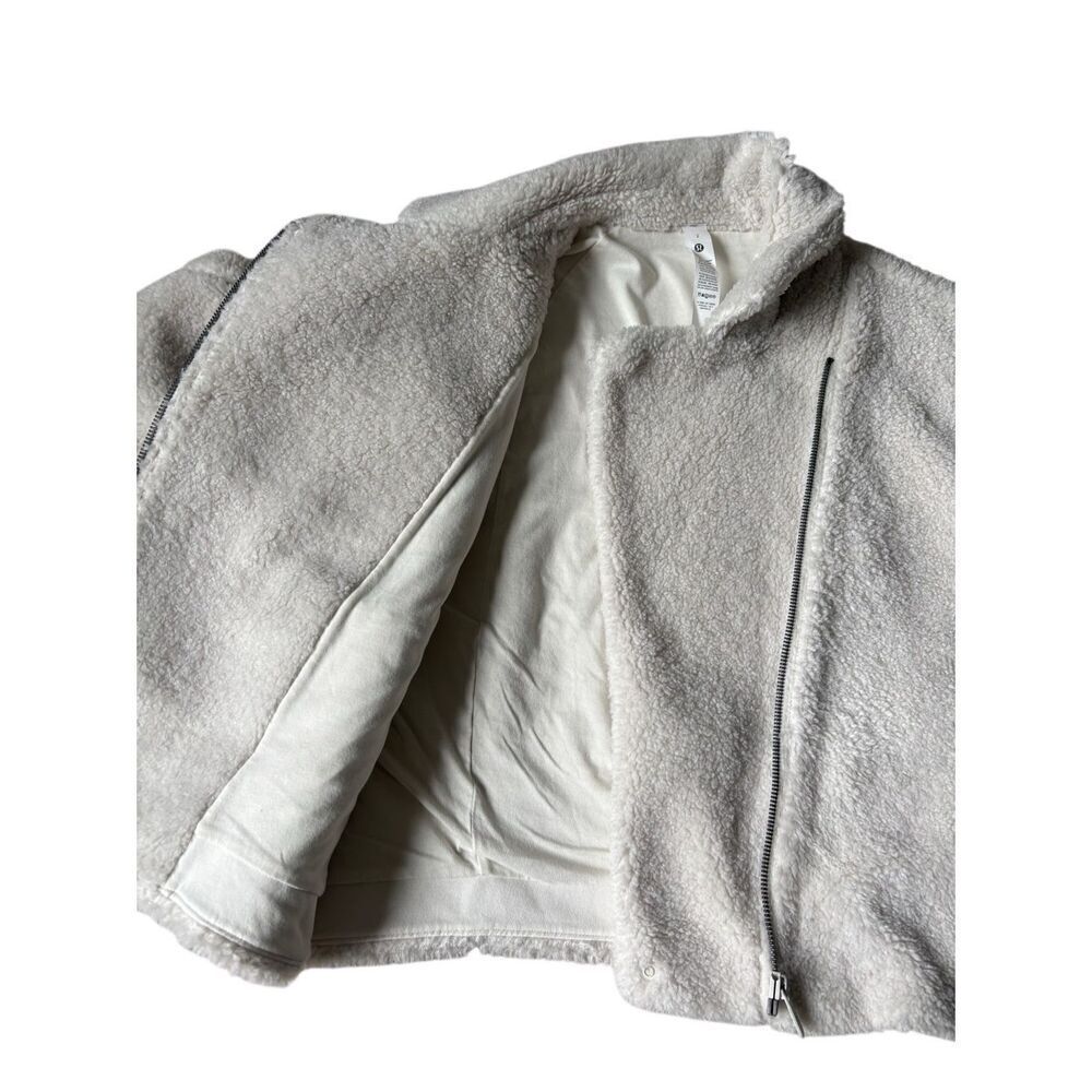 Lululemon Textured Fleece Collared Jacket size 2 Bone - Picture 15 of 16